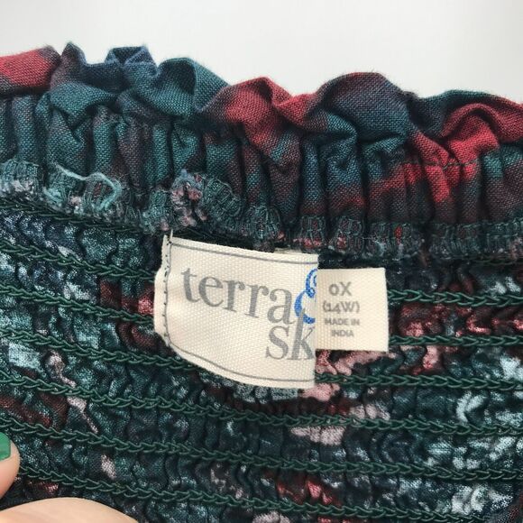 Terra & Sky Top Womens 0X 14W Plus Green Red Print Smocked Peplum 3/4 BellSleeve - Picture 4 of 10